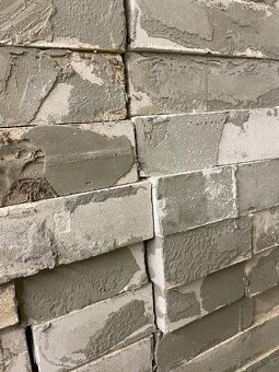 Tehly tehla biela - 2