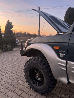 Hyundai Galloper - 2