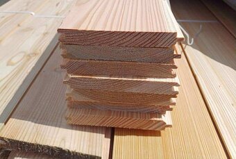 Smrekový obklad 1,9x14,6 drevené podlahy červený smrek - 2