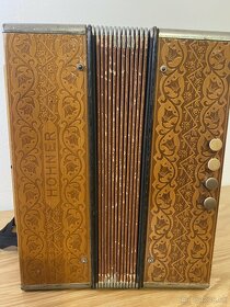 Heligonka Hohner 1rad C’ Marca Registrada r.v. 1930 - 2