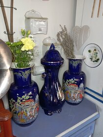 Veľké vázy a džbán - 2