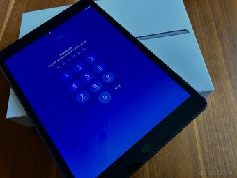 Apple iPad 10.2’; 64 GB, Wi-Fi - 2