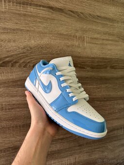 Nike Air Jordan 1 Low SE - 2