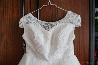 Pohodlné svadobné šaty farby Ivory - 2