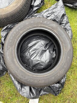 Goodyear Eagle F1 4x4 - Celoročné pneu - 2