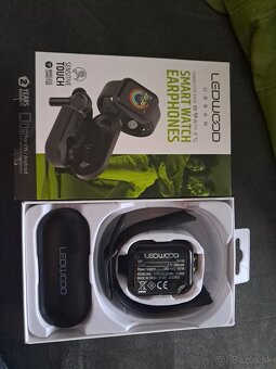 Sluchatka + smart hodinky - 2