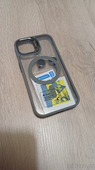 Predám kryt na Iphone 15 - 2