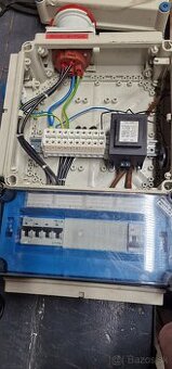 Rozvádzač 400V 230V 24V - 2