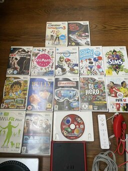 Nintendo Wii Mini - 2