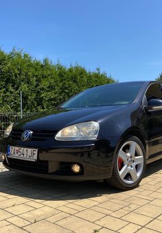 Volkswagen Golf 5 2.0 TDI SPORT - 2
