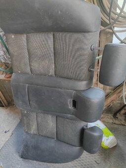 E60 Sedacky zadné - 2