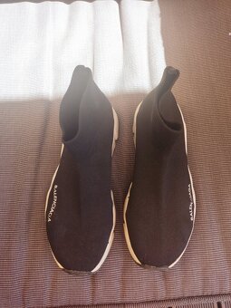 Balenciaga - 2