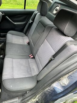 Sedačky Škoda Octavia 1 – predné aj zadné (komplet) - 2