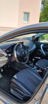 Renault fluence - 2