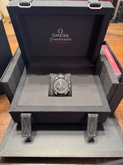 Omega Speedmaster Moonwatch Professional - 2