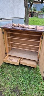 Starožitný nabytok - 2