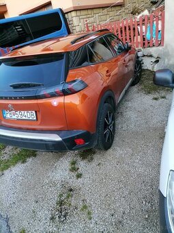 Peugeot 2008,,1,2  74kw/100koni, 8/2020/90000km-12000€ - 2