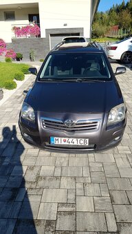 Predam Toyotu Avensis 2.2 D4D-cat - 2