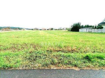 NA PREDAJ STAVEBNÝ POZEMOK V SLÁVNICI S VÝMEROU 3112 M2 - 2