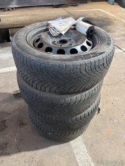 Nexen 205/55R16 - 2