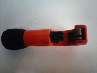 Rezačka na trubky - 2