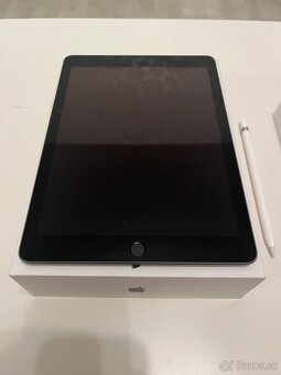 Apple iPad 6th 128GB + Apple pencil - 2