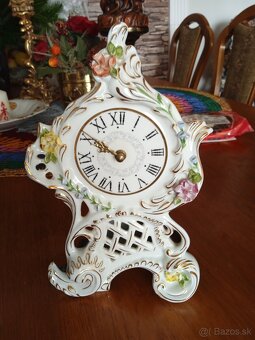 Porcelánové hodiny - 2
