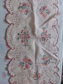 veľkonočné vajíčka a obrusy - 2