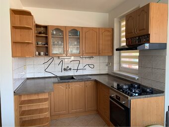 Kuchynská linka - 2