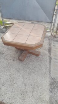 Rustikálny stolík 40eur - 2