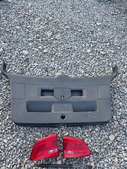 Diely z kufra VW Touran II facelift - 2