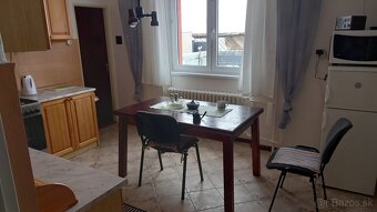 Apartmán 3.izb.zariadený v RD - 2