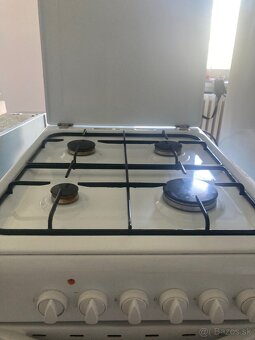 Indesit elektrický sporák - 2