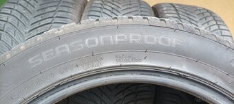 Nokian Seasonproof 235/45 R17 - 2