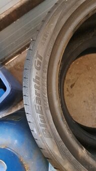 Predám letné Yokohama 245/40/R18 - 2