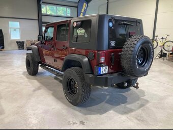 Jeep Wrangler Unlimited - 2