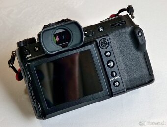 Fujifilm GFX 100s 100 mil. pixel - 2