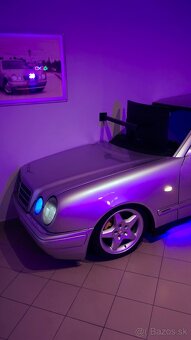 Mercedes W210 simulátor - 2