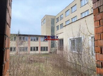 Na prenájom/predaj – priemyselné pozemky s budovami, Strážsk - 2