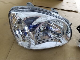 P+L predný svetlomet Hyundai Santa Fe I - 2