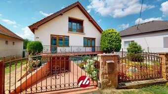 VEĽMI PEKNÝ 2–3 GENERAČNÝ RD s možnosťou podnikania - 2