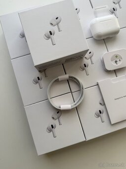 Apple AirPods Pro 2 - 2