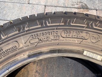 Michelin AGILIS 3 - 215/60/R17 C (109T / 104H) - 2