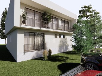 Veľký rodinný dom s garážou a krásnym pozemkom v Pa… - 2