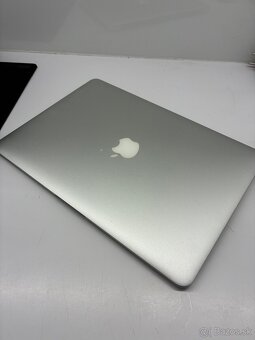 Macbook Air 13 (early 2014) - 2