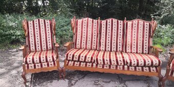 Starožitná sedačka  3+1+1 - 2