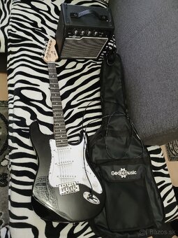 Predám elektrickú gitaru Gear4music - 2