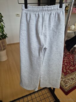 Zara dievčenské tepláky veľkosť 134,9years - 2