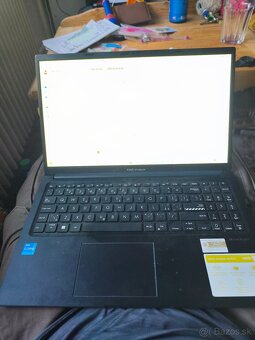 ASUS Vivobook 15 X1504VA - 2