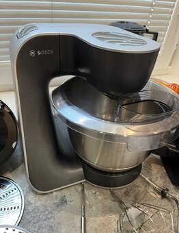Bosch MUM 58M59 1000w kuchynsky robot - 2